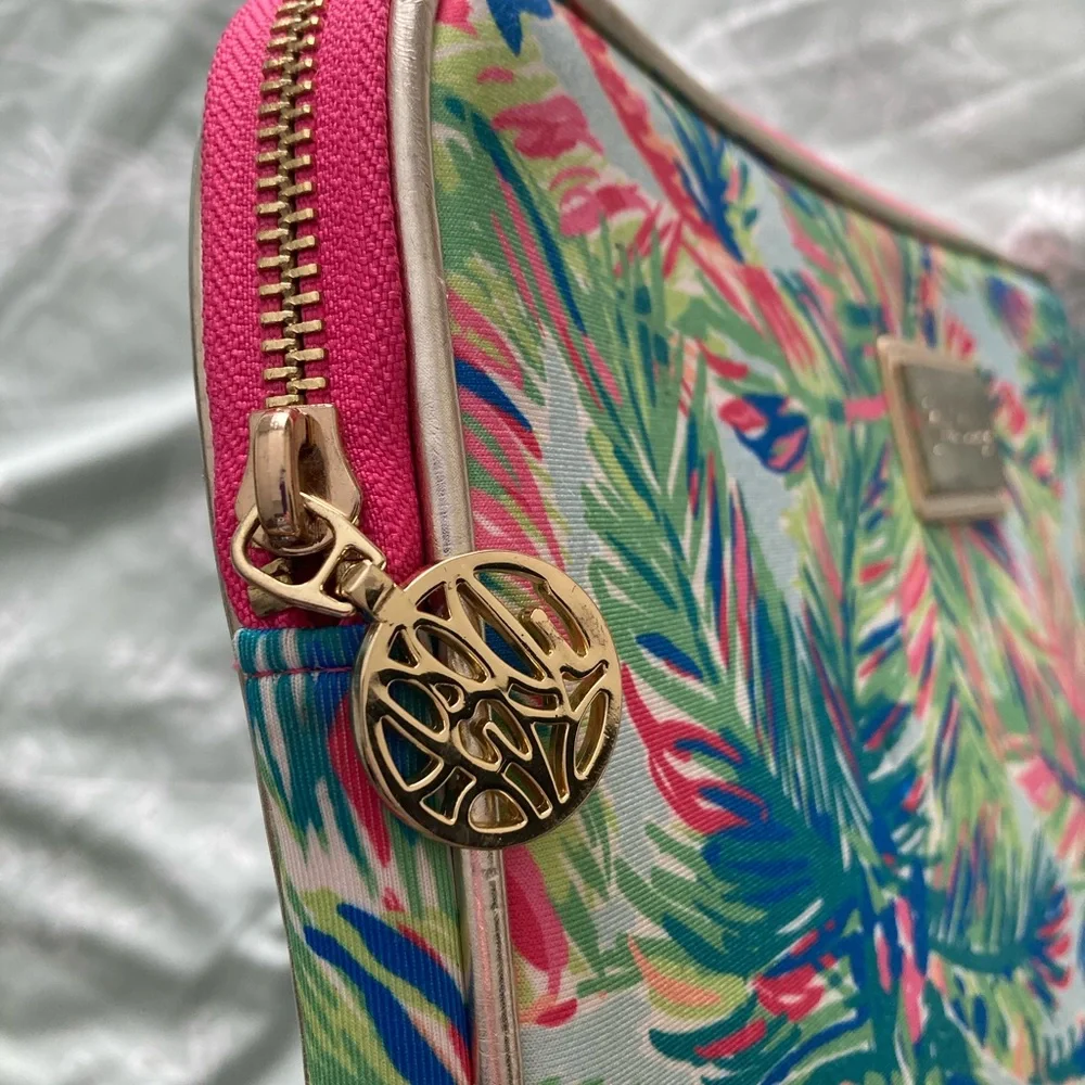 Lily Pulitzer padded laptop pouch EUC - Picture 4 of 5